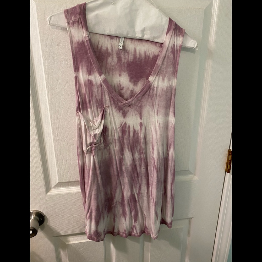 Z supply tye dyed tank GUC